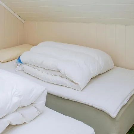 Holiday home 3 Bedroom Cozy In *