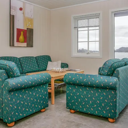 3 Bedroom Cozy In